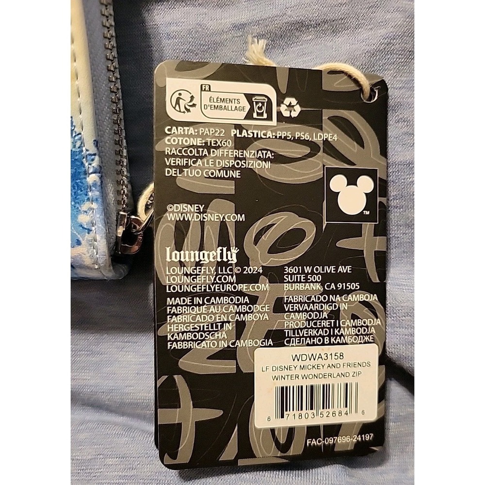 Loungefly Disney Mickey Mouse & Friends Winter Wonderland Zip Around Wallet - Picture 4 of 9